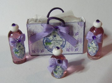 3 LILAC BOTTLES & BAG KIT 3 LILAC BOTTLES & BAG KIT