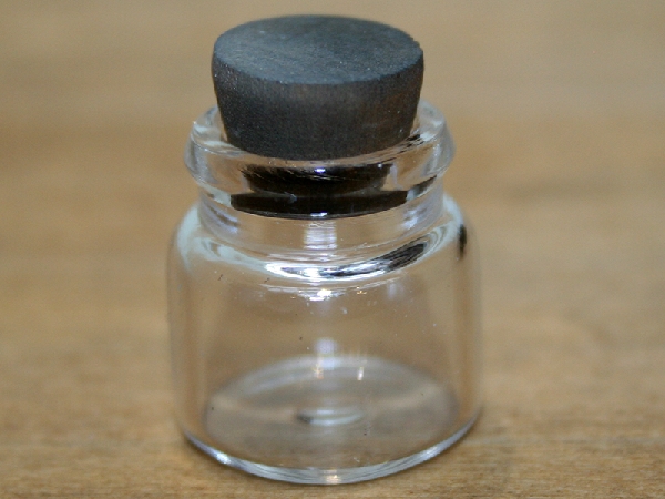 LARGE GLASS JAR WITH STOPPER LARGE GLASS JAR WITH STOPPER