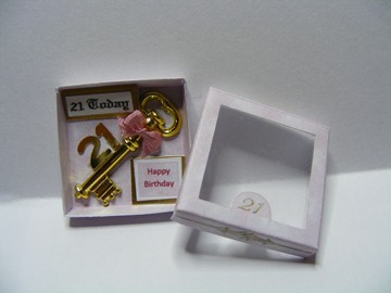 21st KEY IN BOX FEMALE 1