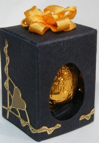 BLACK DECROTIVE BOXED EGG BLACK DECROTIVE BOXED EGG