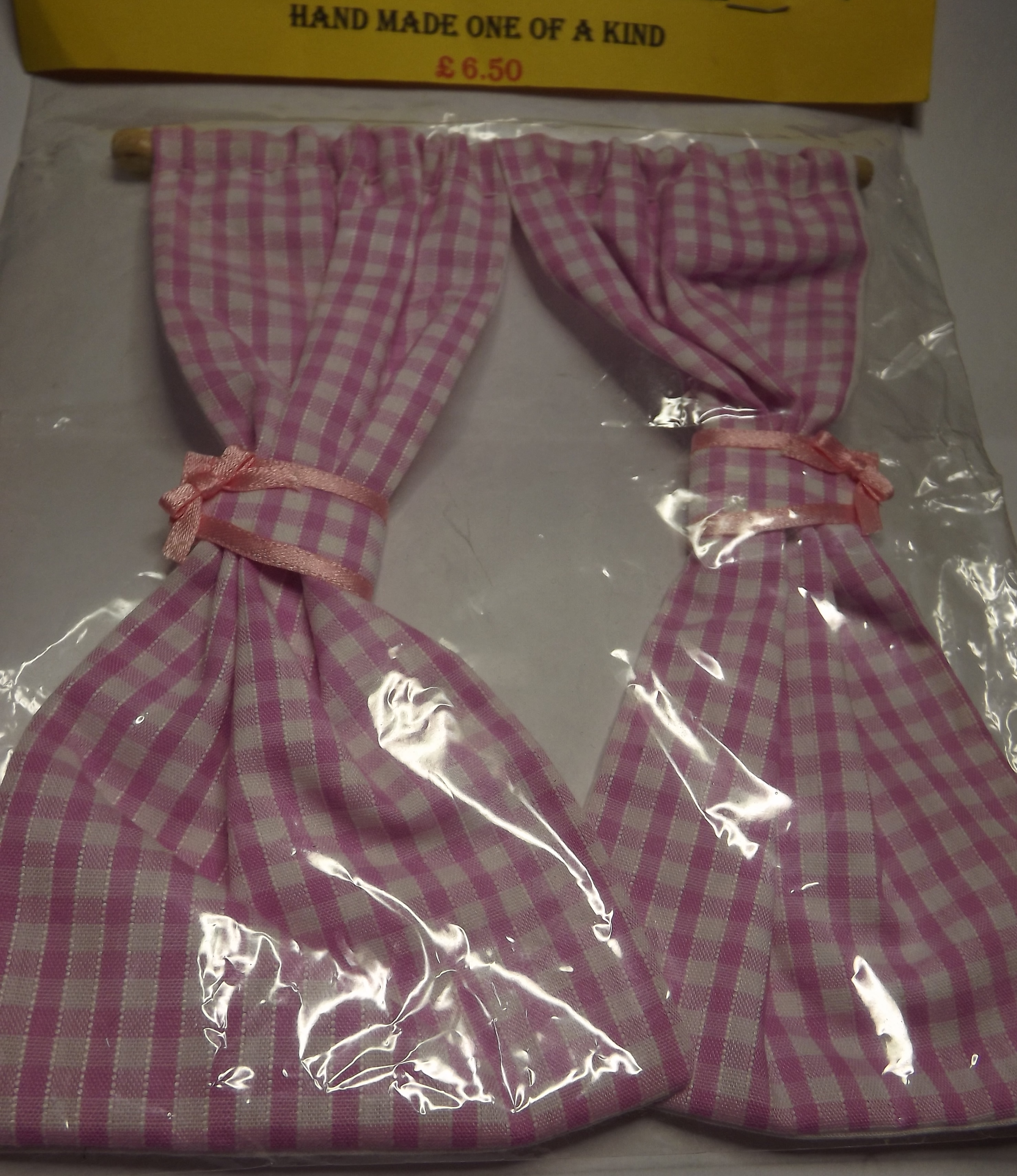 HAND-MADE PINK/WHITE CURTAINS ON POLE HAND-MADE PINK/WHITE CURTAINS ON POLE