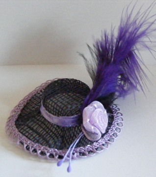 LADIES BLACK & LILAC HAT LADIES BLACK & LILAC HAT