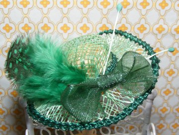 GREEN SINAMAY HAT GREEN SINAMAY HAT