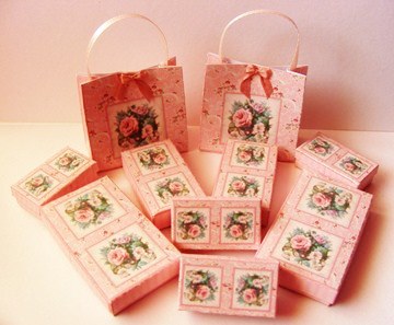 ENGLISH ROSE SHOPPING SPREE BOXES & BAGS KIT - Click Image to Close