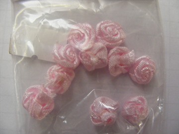 10 BABY PINK SMALL ROSES 10 BABY PINK SMALL ROSES
