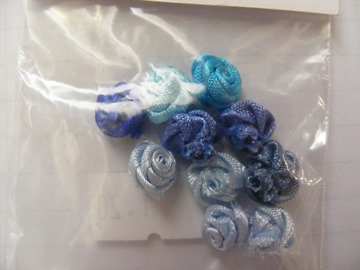 10 BLUE SMALL ROSES 10 BLUE SMALL ROSES