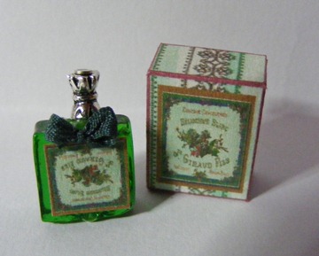 GREEN GLASS PERFUME BOTTLE BOX GREEN GLASS PERFUME BOTTLE BOX