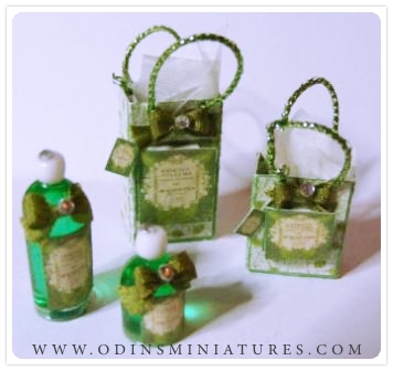 2 GREEN BOTTLES & BAGS 2 GREEN BOTTLES & BAGS