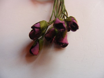 10 SMALL PURPLE ROSES