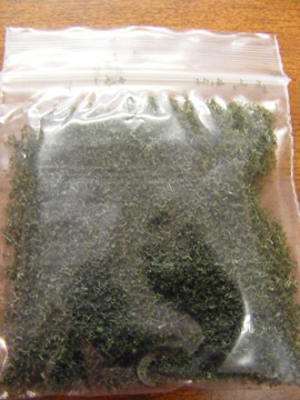 MEDIUM GREEN SPRINKLES MEDIUM GREEN SPRINKLES