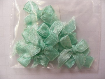 10 MINT SATIN BOWS 10 MINT SATIN BOWS