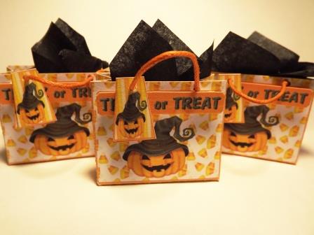 3 HALLOWEEN GIFT BAGS KIT 3 HALLOWEEN GIFT BAGS KIT