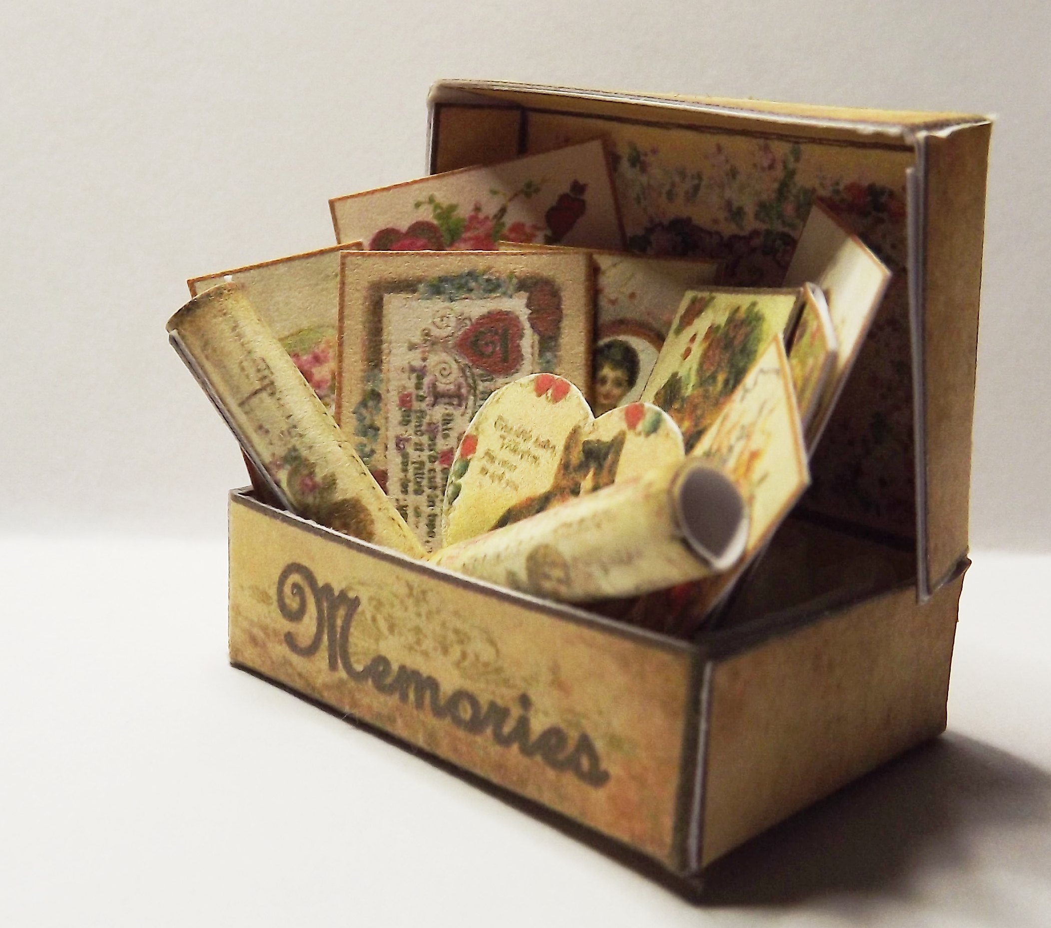 VINTAGE VALENTINES MEMORY BOX KIT - Click Image to Close