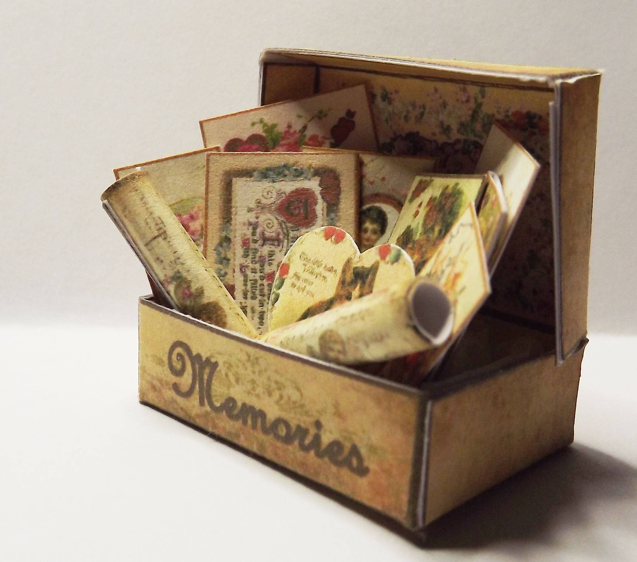 VINTAGE VALENTINES MEMORY BOX KIT