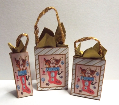 DOLLS HOUSEVINTAGE CHRISTMAS BAG SET 2