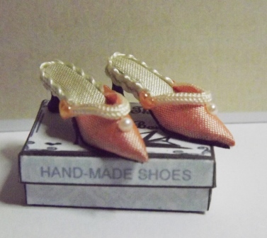 PEACH & CREAM SILK SHOES 1