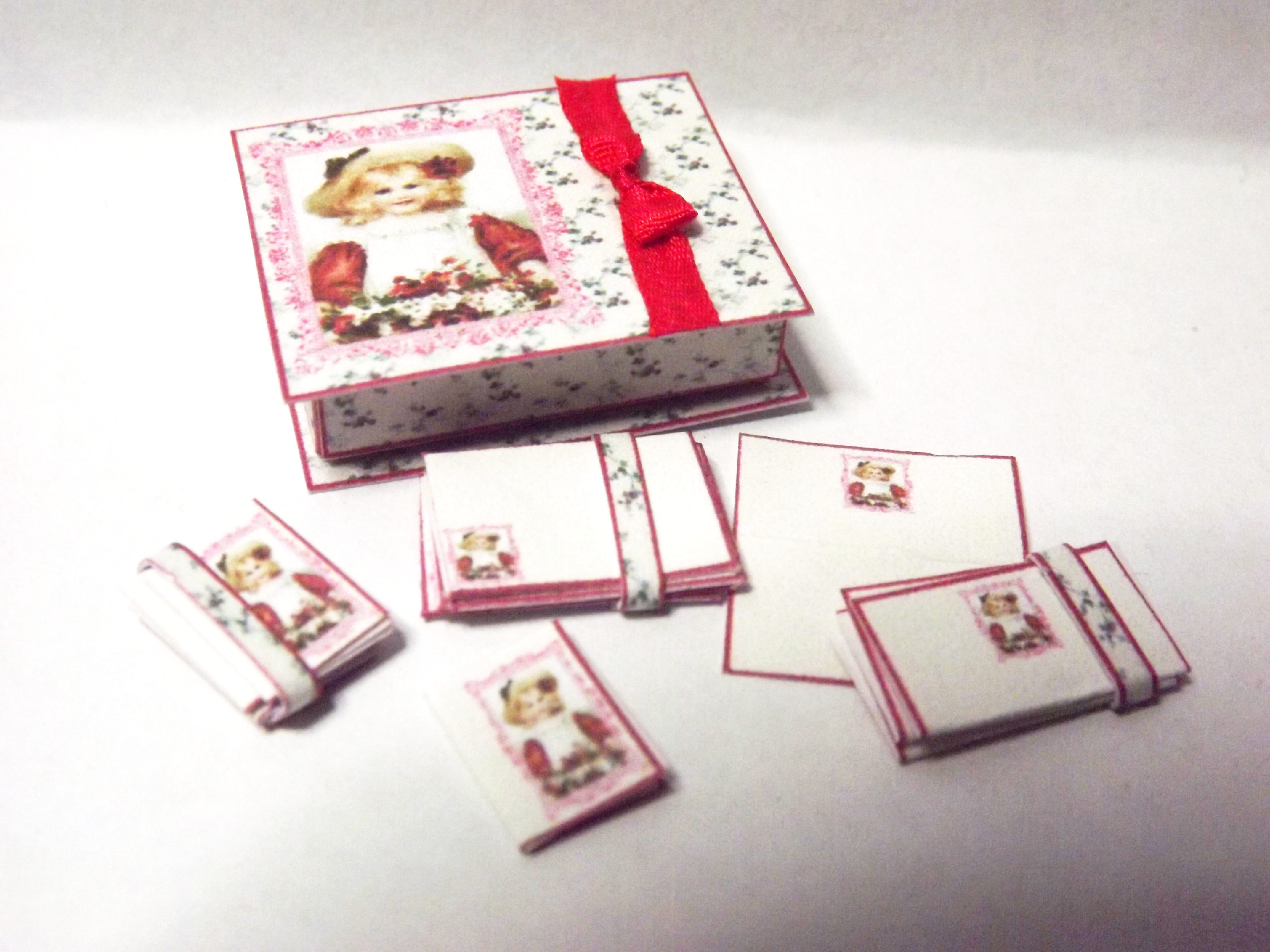 (image for) HEIDI BOXED WRITING SET KIT