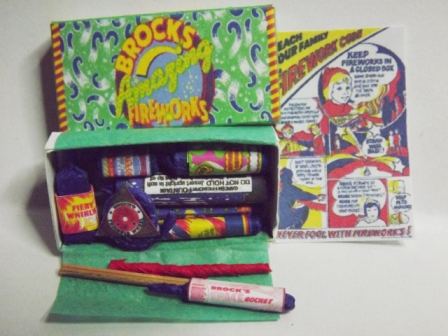 (image for) BROCKS AMAZING FIREWORKS GREEN BOX 2